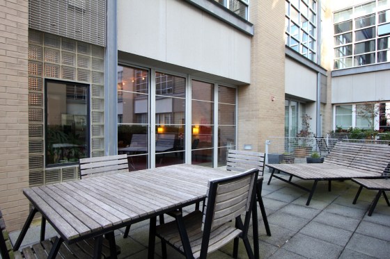 Matts 960 sqft Downtown Flat 12