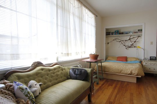 Apartment Therapy Small Cool Contest 2012 - Nicoles Daily Inspiration 306 sqft