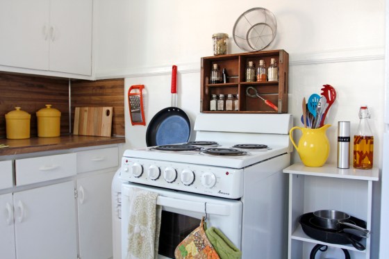 Bethanys 385 sqft Garage Apt 08